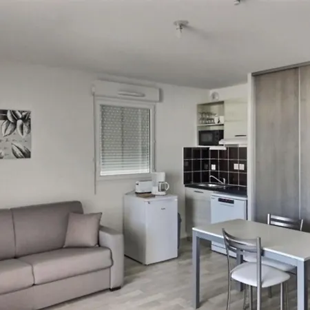 Διαμέρισμα Studio Dans Une Avec Piscine